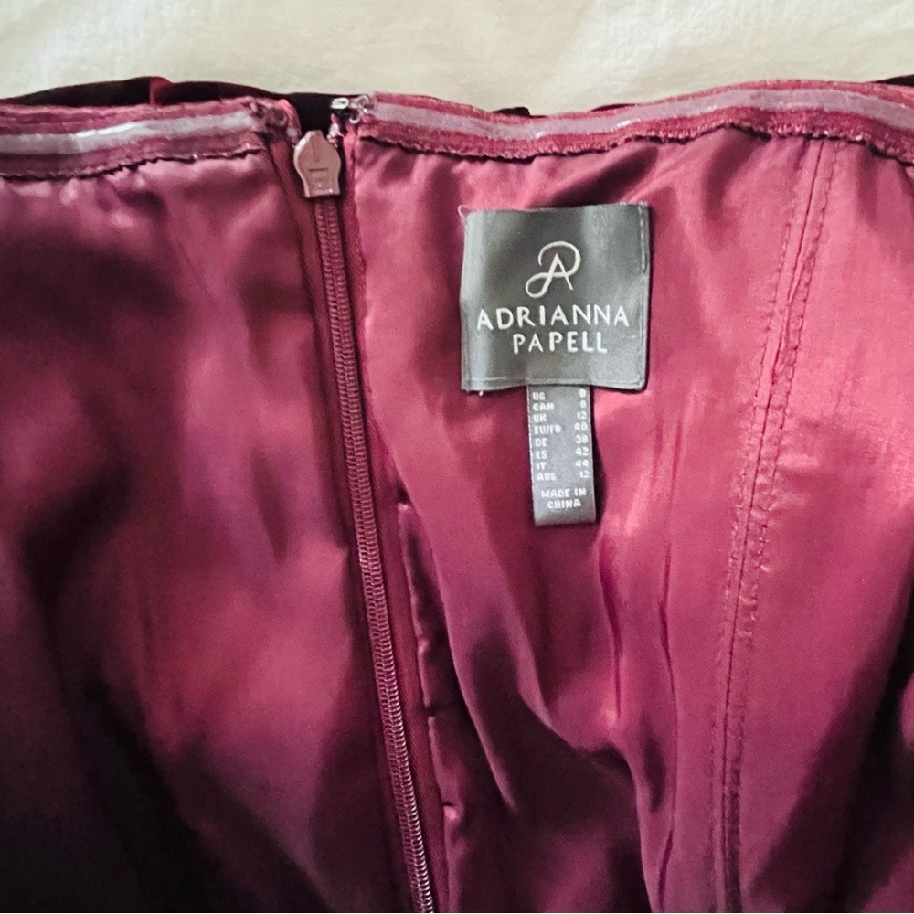 Adrianna Papell Burgundy Velvet Off Shoulder Floor Length Maxi Gown Dress size 8 - Picture 13 of 16